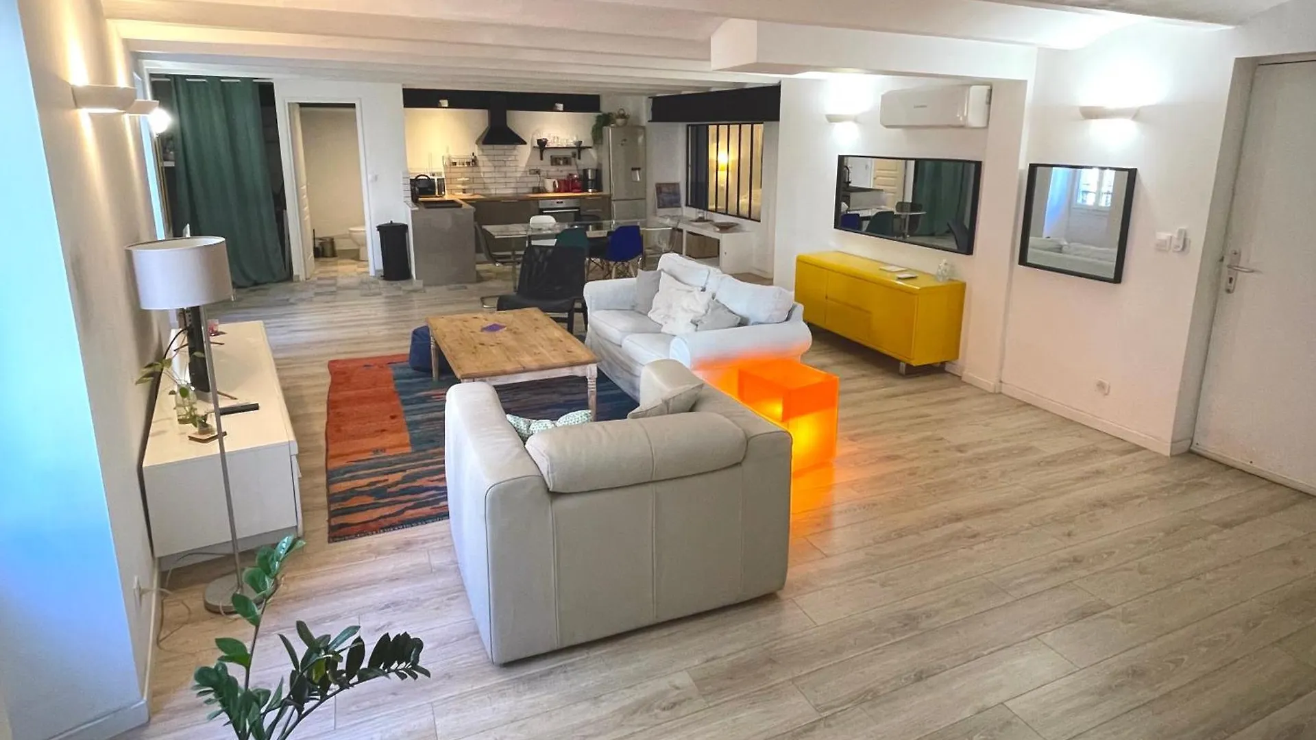 Loft Climatise 113M2 - 6 Personnes - Quartier Du Panier Lägenhet Marseille